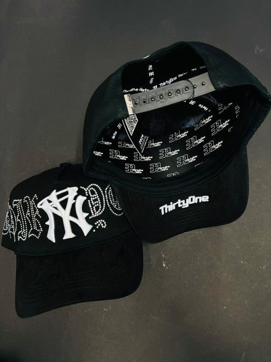 Thirty One Hats NY Cristals